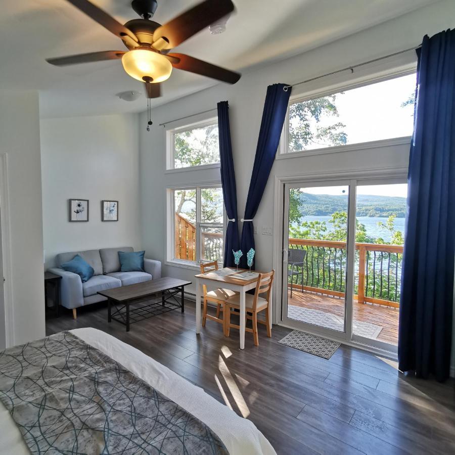 Knotty Pine Ocean Front Suite - Adults Only إينغونيش المظهر الخارجي الصورة