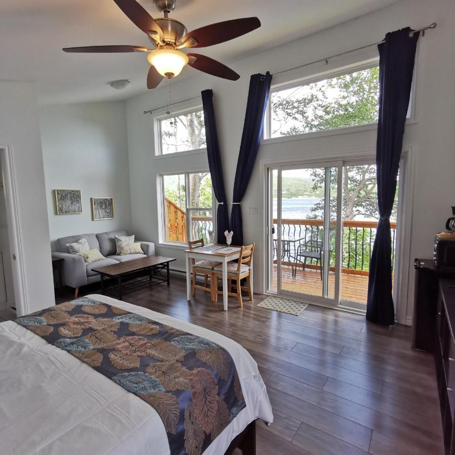 Knotty Pine Ocean Front Suite - Adults Only إينغونيش المظهر الخارجي الصورة